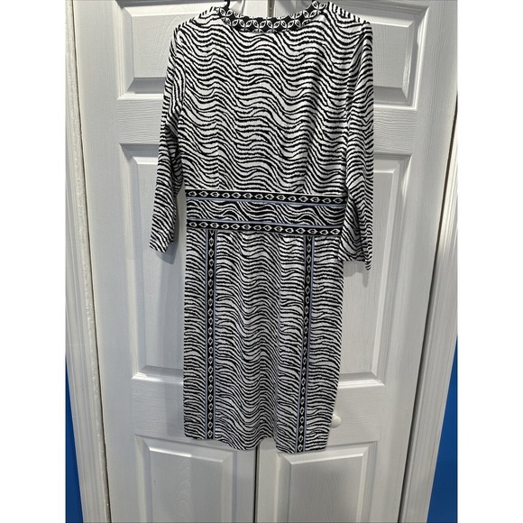 J. McLaughlin Dress, Size Med, Lola, Catalina Cloth, Zebra Print, Long Sleeve - Picture 5 of 5